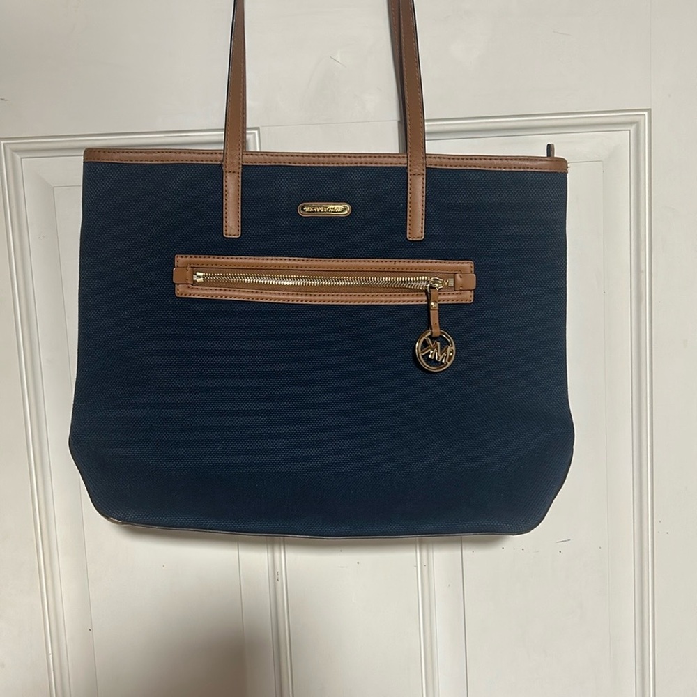 Michael Kors Kempton Large Tote
